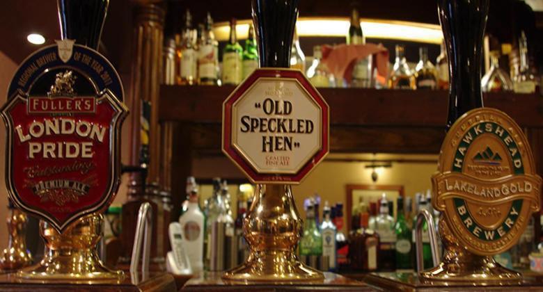 The Black Bull Inn 塞德伯 外观 照片